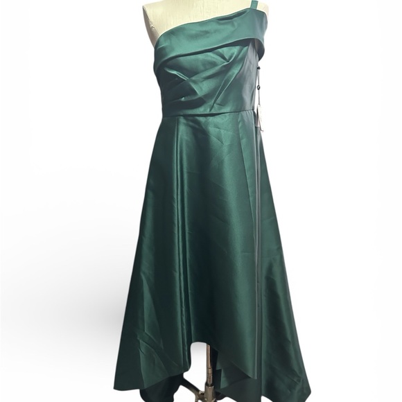 Adrianna Papell One-Shoulder Dress in Deep Green - Picture 2 of 6